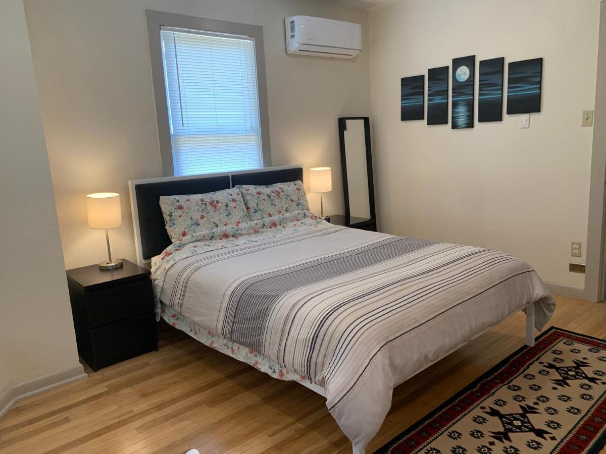 125-#4 Downtown Cozy Upstairs One Bedroom Apt San Antonio Extérieur photo