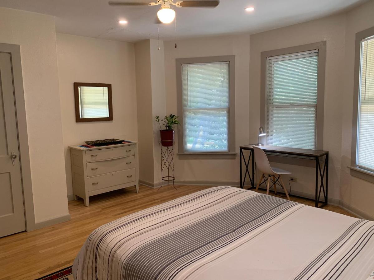 125-#4 Downtown Cozy Upstairs One Bedroom Apt San Antonio Extérieur photo