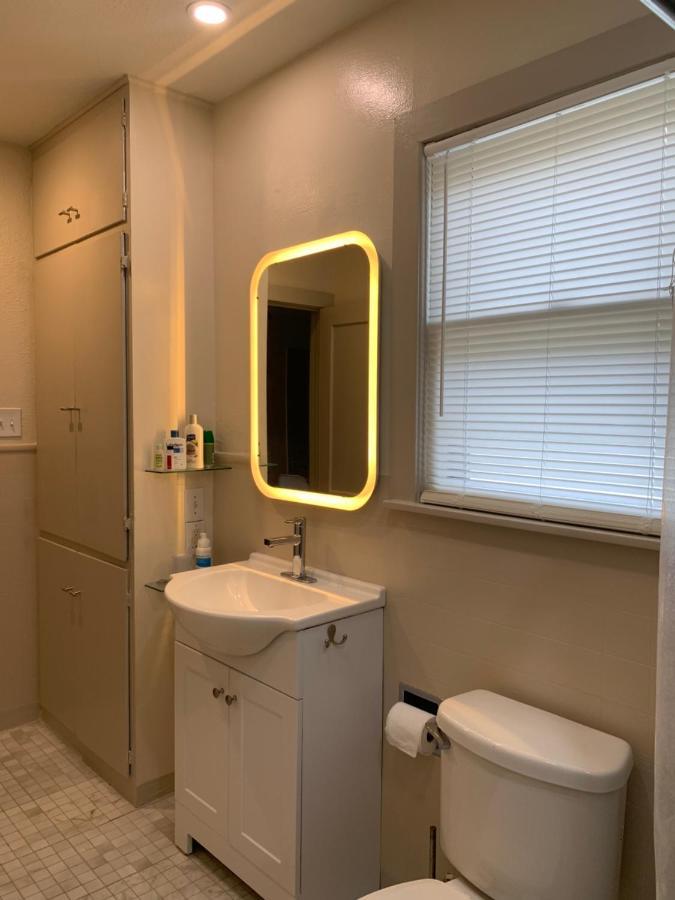 125-#4 Downtown Cozy Upstairs One Bedroom Apt San Antonio Extérieur photo